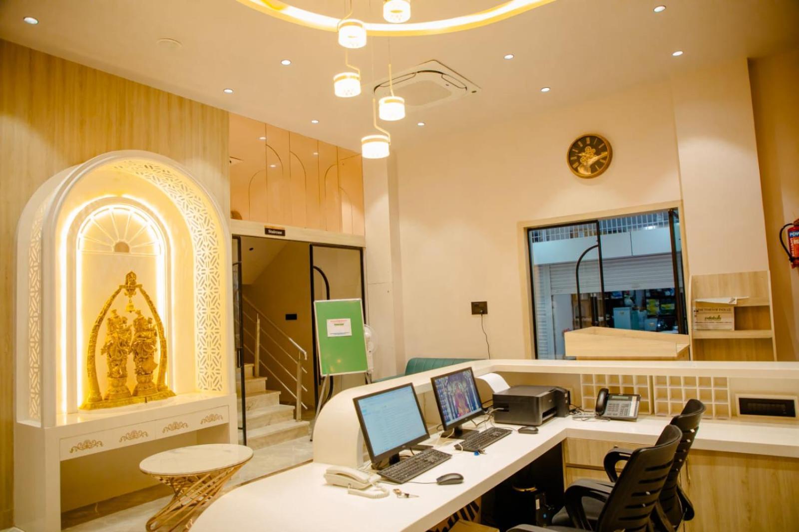 Tuljapur Narayani Executive酒店 外观 照片